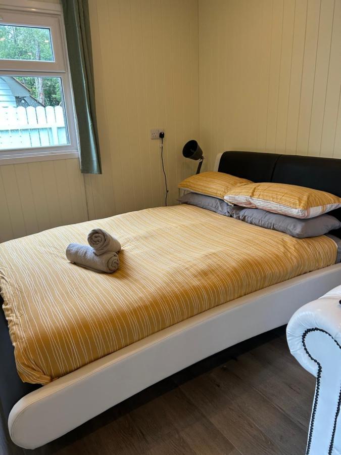 1Lochness Glam Lodges Inverness Dış mekan fotoğraf